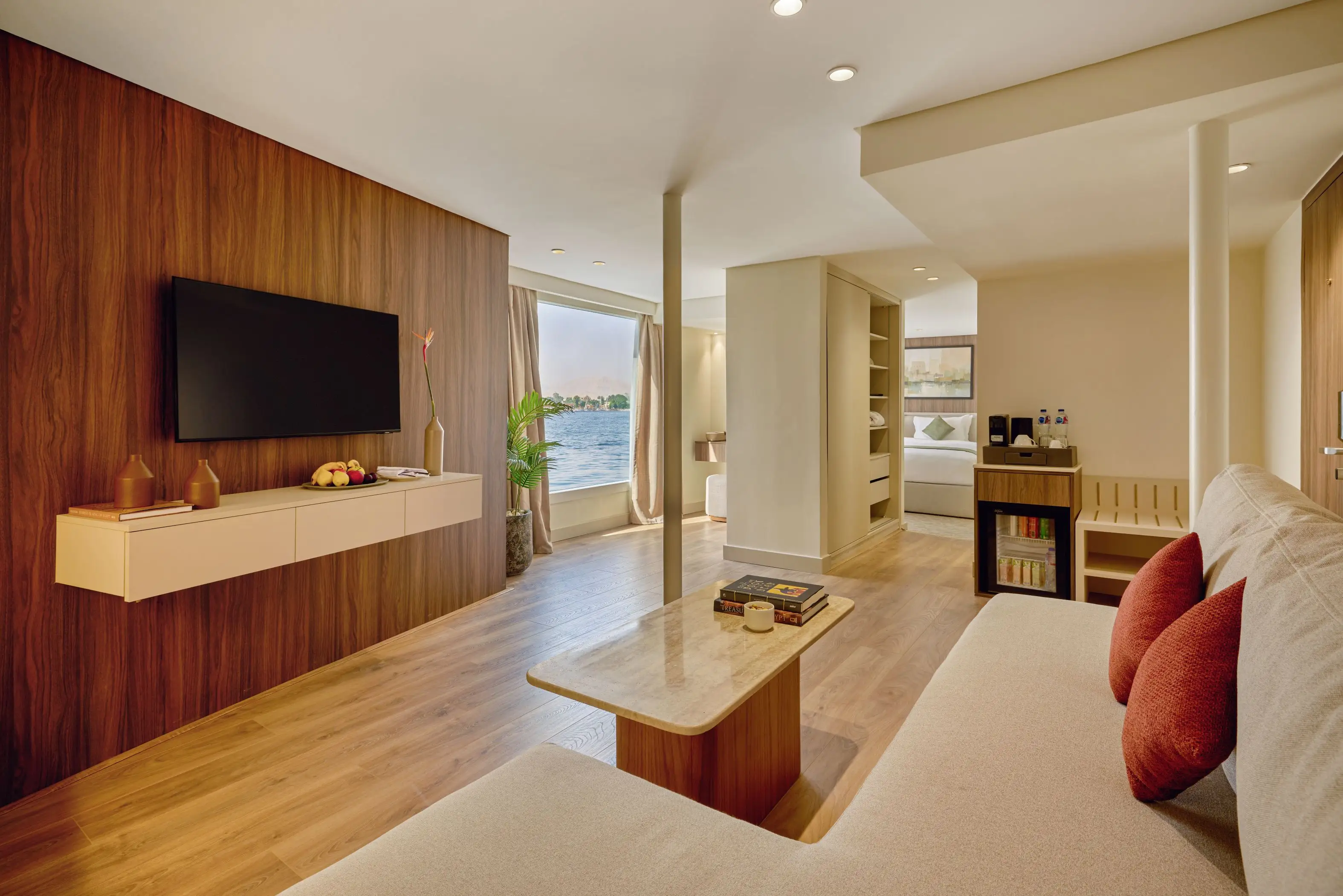 Royal Suites - view 1